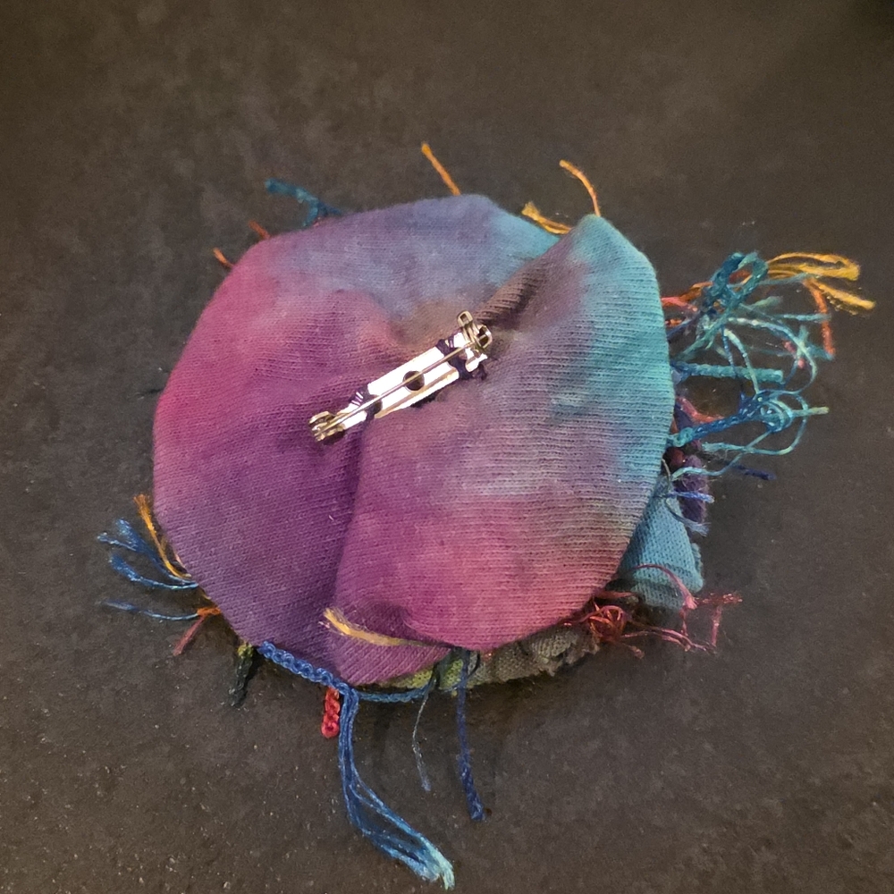 Yo-Yo Style Artisan Thread-Wrapped Statement Neck… - image 3